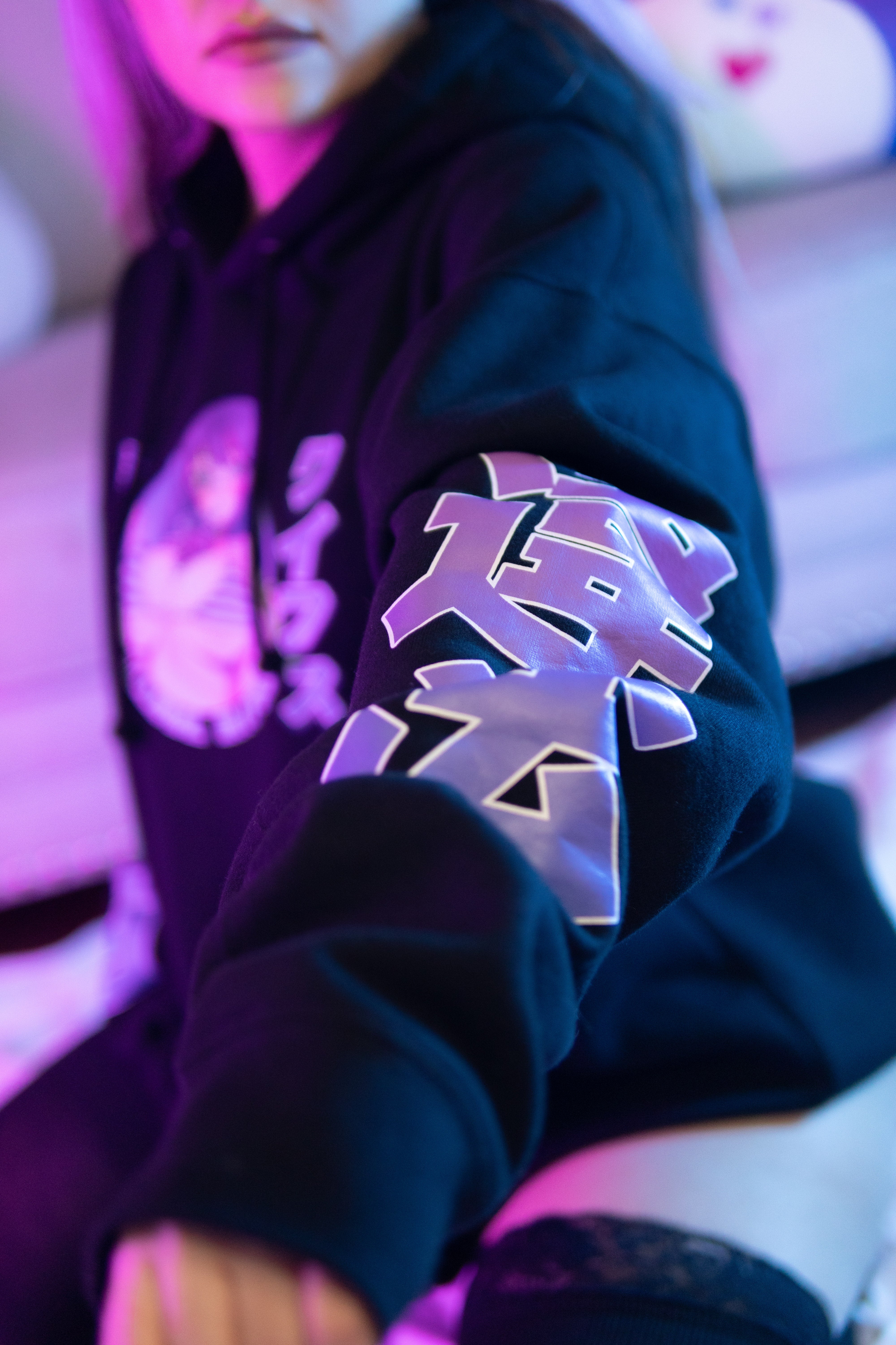 YURI HOODIE [PRE-ORDER]